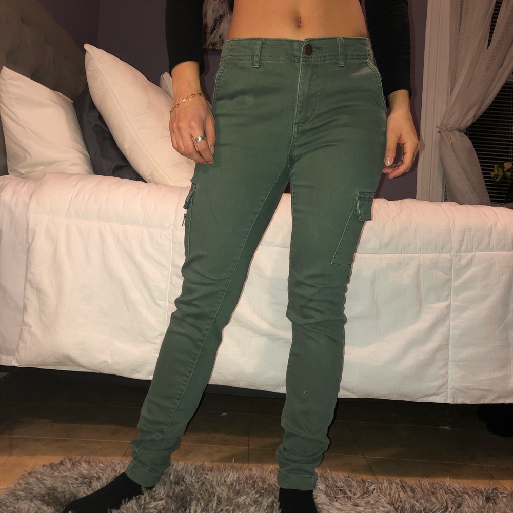 OLIVE GREEN MID RISE SKINNY JEANS